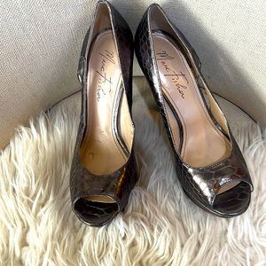 Silver shoes by Marc Fisher